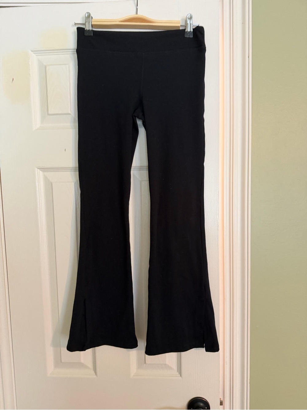 Abercrombie Kids Black Flared Yoga Pants
